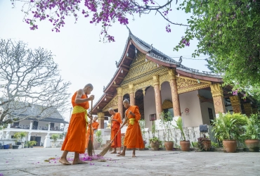 Luang Prabang Arrival - City tour Half Day (D)