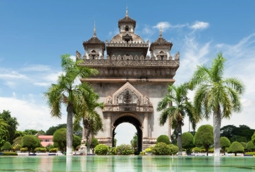 Vientiane Arrival -city tour  (D)