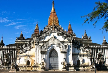 Mandalay – Flight to Bagan (B)