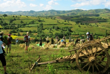 Keng Tung- Loimwe village trekking (B, L, D)