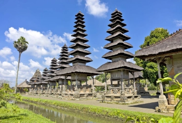 Taman Ayun Temple & Sunset Tour at Tanah Lot