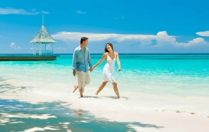 Honeymoon for Romantic Couples in Indonesia