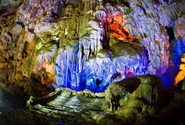 Phong Nha – Paradise Cave - Hue (B, L)