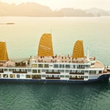 Huong Hai Sealife Legend Cruise