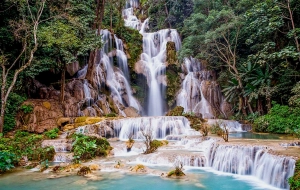 Laos - Thailand Tour 15 Days: Border Crossing