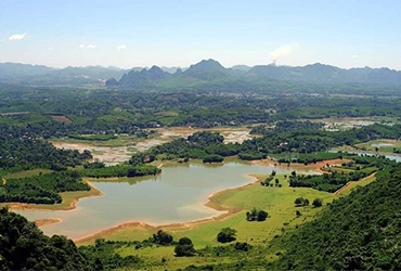 Khanh Village - Ngoc Son Ngo Luong Nature Reserve – Mon village (B, L, D)