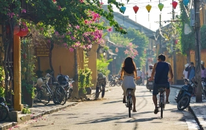 Vietnam Cycling Tour 4 days: Hoian & Hue