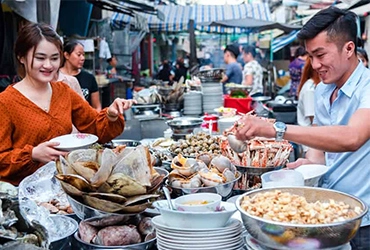 Saigon Full Day City Tour – Dinner at a floating restaurant (B, L, D)