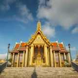 Laos Tour 8 Days: A Luxurious Experience