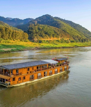 Luang Prabang Luxury Tour 9 days: Romantic Mekong River Cruise