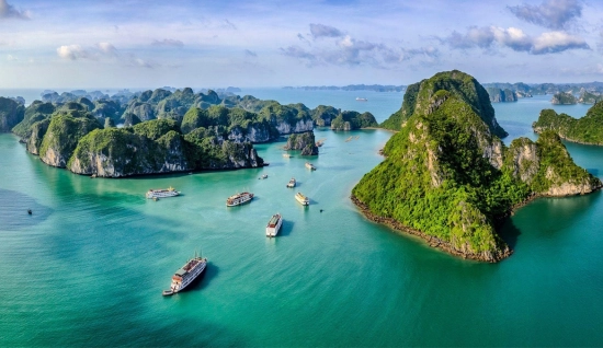 Hanoi Ha Long Bay Tour 5 days: Explore the Essence