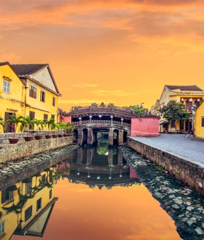 Center Vietnam Tour 3 days: Hue to Hoi An