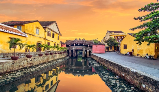 Hue Hoi An Tour 3 days: Culture and Charm