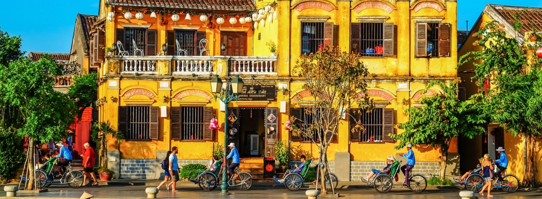 Shopping and handicraft paradise in Hoi An