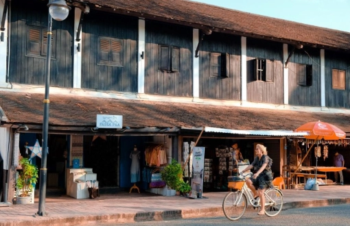 What to do on a Laos 5-day tour in Luang Prabang?