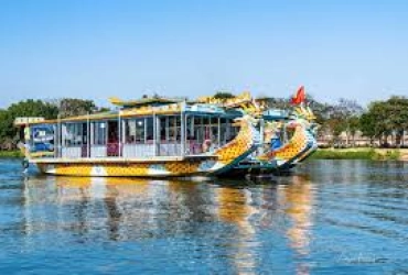 Boat trip on the Perfume River