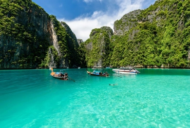 Phuket - Phi Phi Island (Maya Bay - Pileh lagoon - Khai Island (B, L) Join in tour