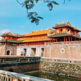 Explore Charming Central Vietnam in 6 Days Tour