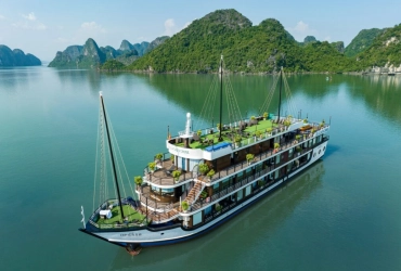 Hanoi - Halong Bay cruise (B, L, D) Join in tour with English Speaking guide on board