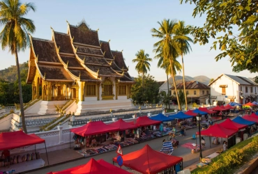 Hanoi – Flight to Luang Prabang (B)