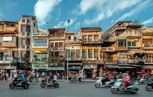 Northern Luang Prabang - Hanoi tour 7 days: The charm of Southeast Asia