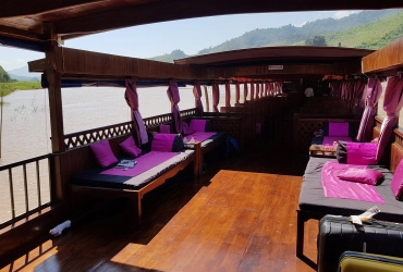Chiang Rai - Chiang Khong - Houay Xay - Shompoo Cruise - Pakbeng (B, L)