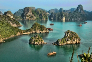 Hanoi – Ha Long Bay Cruise (B, L, D) *English speaking guide on board only*
