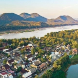 Laos Cambodia Tour 12 Days: Heritage and Coastal Delights