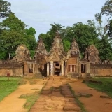 Laos Cambodia Tour 12 Days: Heritage and Coastal Delights