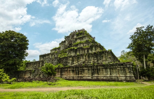 Explore the Mysterious Temples in Cambodia