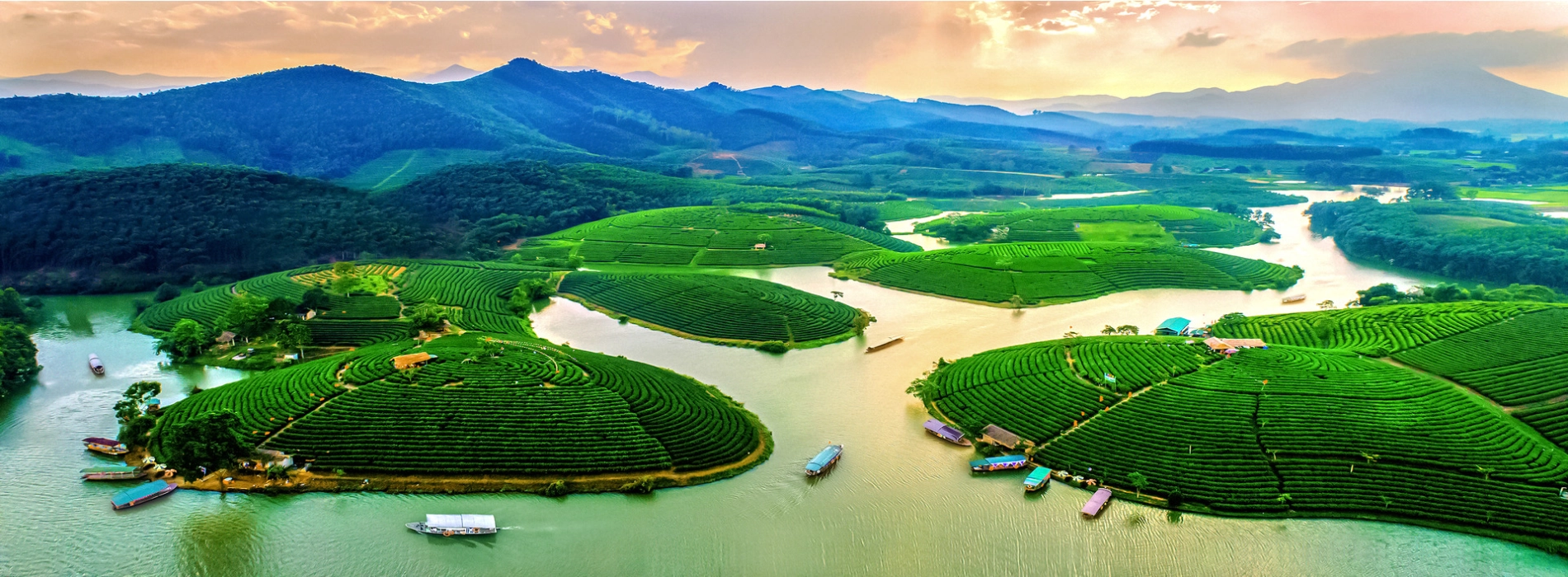 Traveling in Vietnam: Essential Travel Must-Have Tips