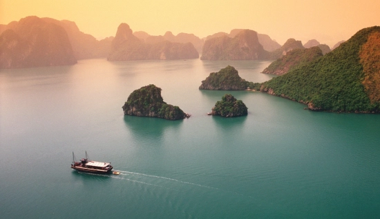 Ha Long Bay Cat Ba Island Tour 3 days 2 nights: Journey to Tranquility