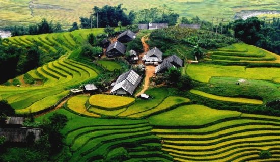 Sapa Can Cau Market Tour 4 Days: A Culture Adventure