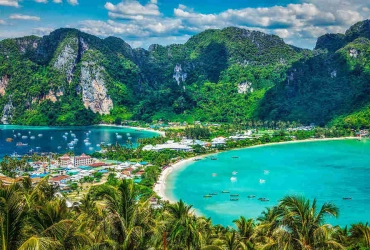 Explore Phi Phi Island & Monkey Beach