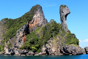 Island Tour By LongTail Boat