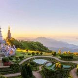 Doi Inthanon National Park Tour 2 Days: Waterfalls & Forests Exploration