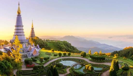 Doi Inthanon National Park Tour 2 Days: Waterfalls & Forests Exploration