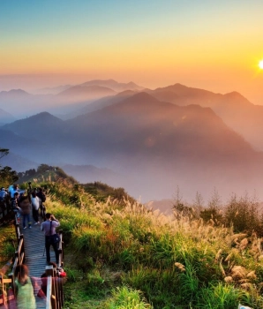 Huai Nam Dang Trek Tour 4 Days: Ultimate Adventure Awaits