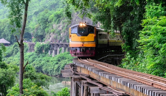 Kanchanaburi Tour Full Day: Floating & Train Markets Adventure