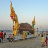 Nong Khai Tour 2 Days: Temples, Markets Explore