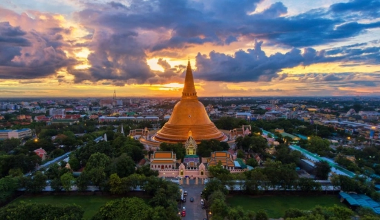 Nakhon Pathom Tour 2 Days 1 Night: Discovering Culture and History