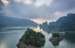 Na Hang Tour 2-Day: Na Hang Lake and Dao Culture