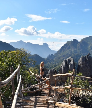 Vang Vieng Tour 2 Days: Trekking and Ziplining