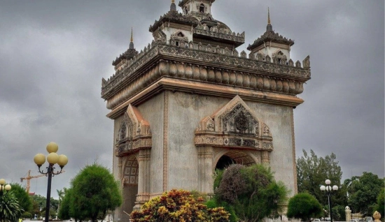 Vientiane Tour 3 Days: Explore the Sacred Land