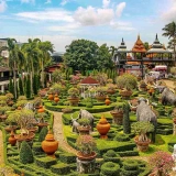 Pattaya Tour 4 Days: Thai Shows and Island