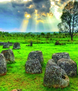 Xieng Khouang Tour 3 Days: Discover the Plain of Jars