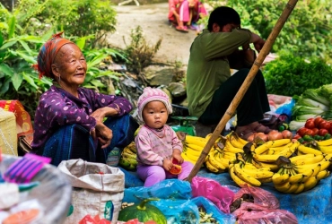 Y Ty - Muong Hum Market - Hanoi