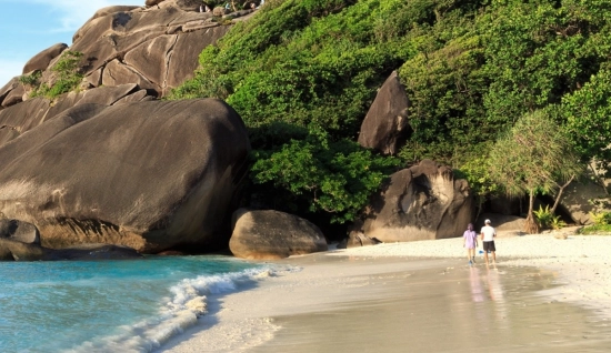 Similan Island Tour 3 Days: Relaxing in Paradise