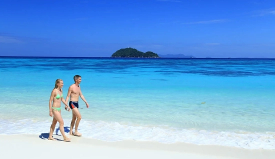 Surin Island Tour 3 Days: Diving Vacation