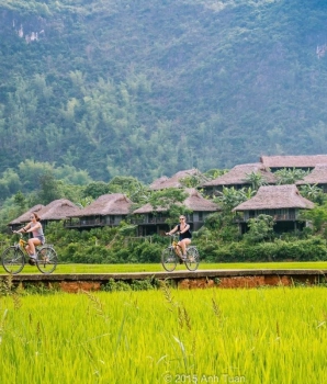 Hoa Binh Tour 2-Day: Explore Thung Nai & Hoa Binh Hydropower